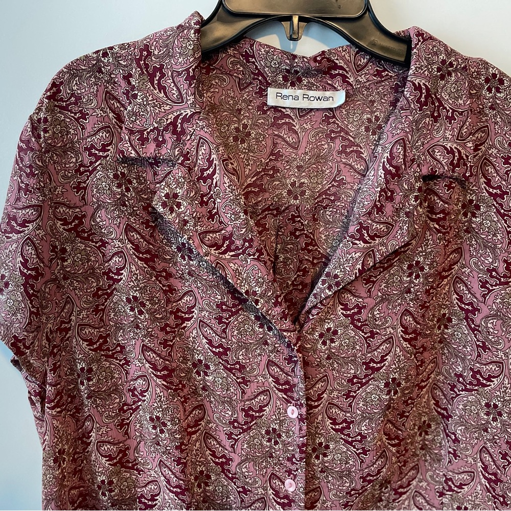 Rena Rowan 1970s Pink Paisley Button Down Collared Blouse